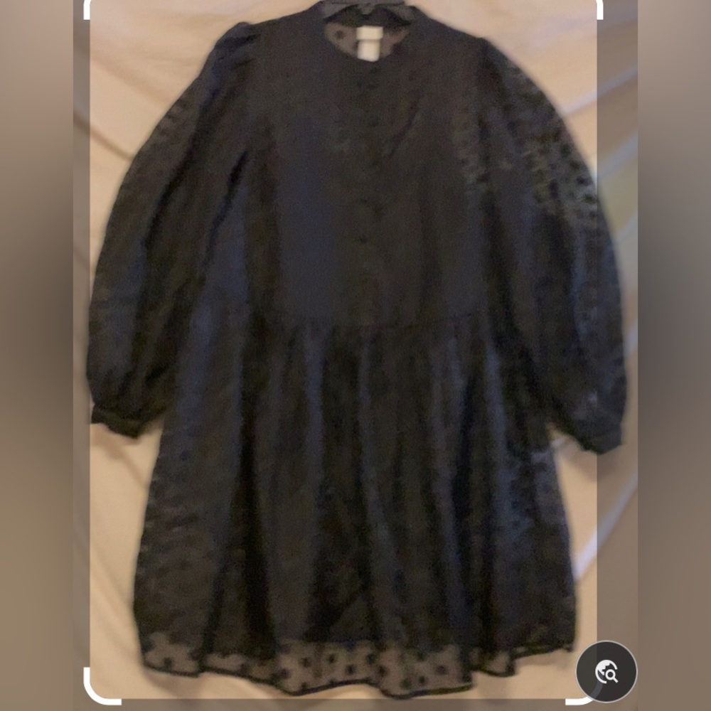 ⚡️✨💥Polka Dotted Semi-Sheer Puff Sleeved Black H&M DRESS - NWOT Long Sleeves - Picture 5 of 8